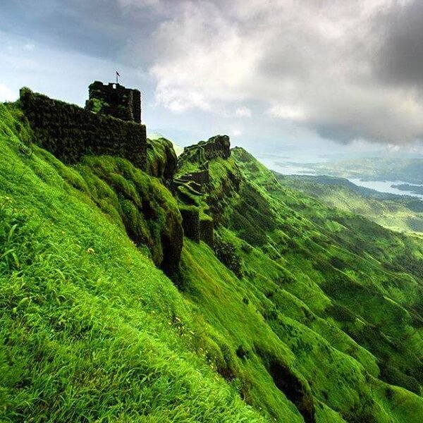 Famous Forts in Maharashtra - Torna Fort - Pune